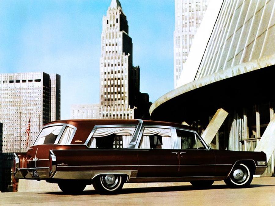  Cadillac Crown Royale by Superior 1966 года  (фото 1 из 1)